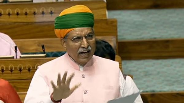 Second day of special session of Lok Sabha - Women\'s Reservation Bill introduced, mention of women for 10 minutes in Modi\'s speech